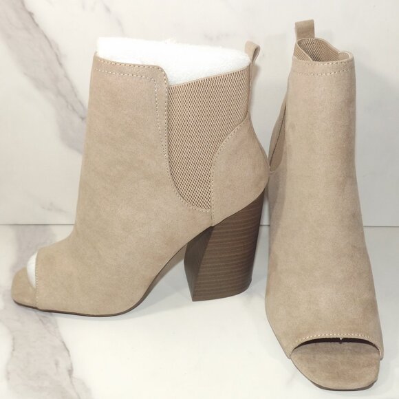 Qupid Chandler-56 Brown Peep-Toe Block Heel Booties - NWOT - Picture 1 of 3